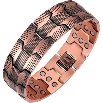 Copper magnetic link bracelet with patterned outer links