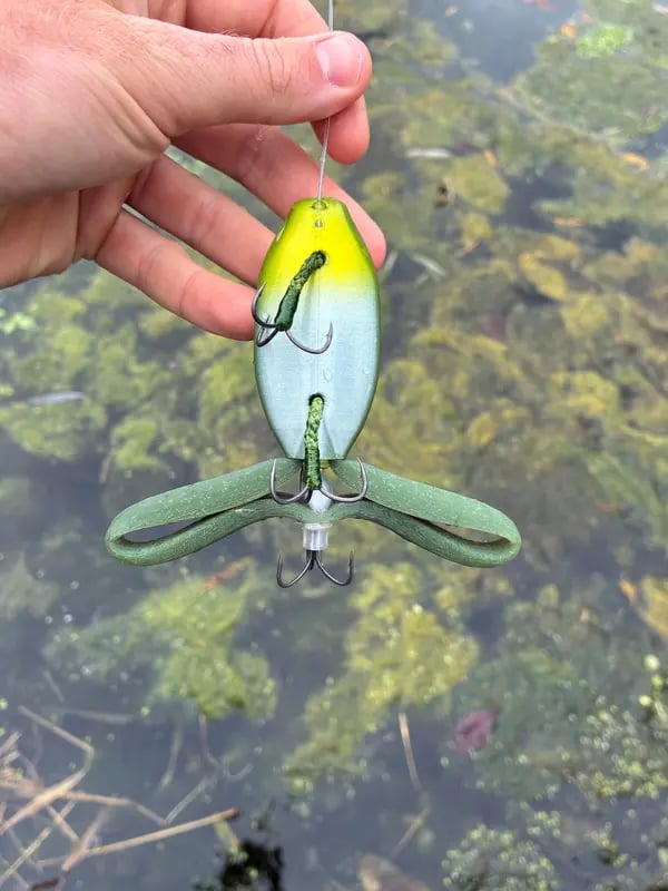 Underside of the kicking frog lure and exposed hooks