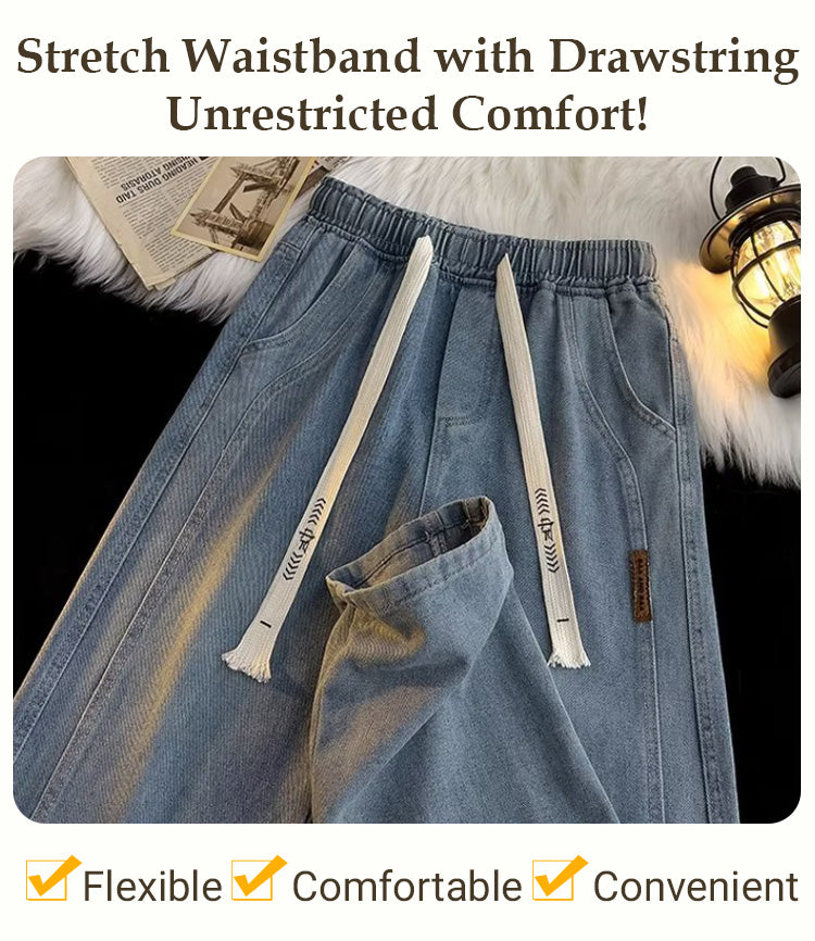 Adjustable drawstring and elastic waistband detail