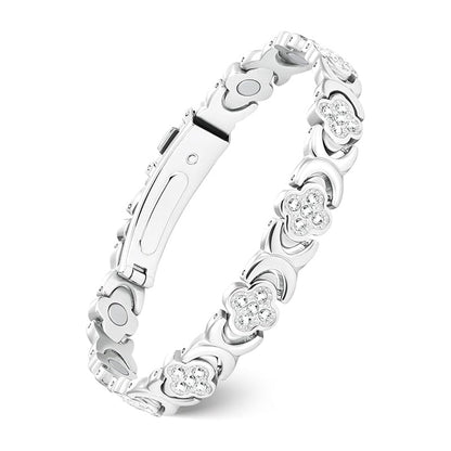 White flower copper bracelet with clover-shaped links